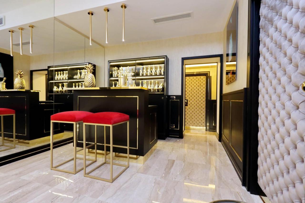 Trevi Diamond Luxury Suites & Jacuzzi Rome Exterior photo