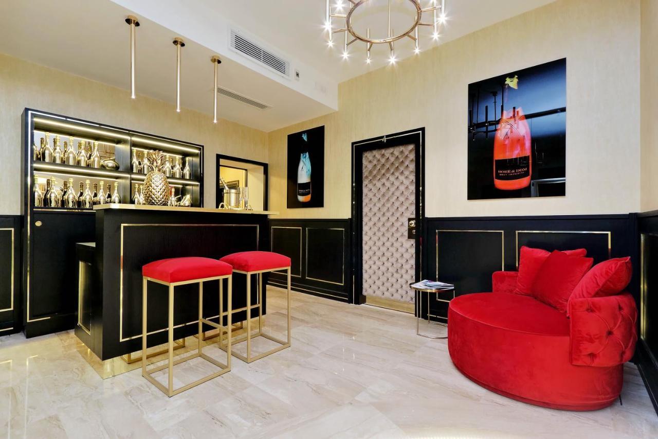 Trevi Diamond Luxury Suites & Jacuzzi Rome Exterior photo