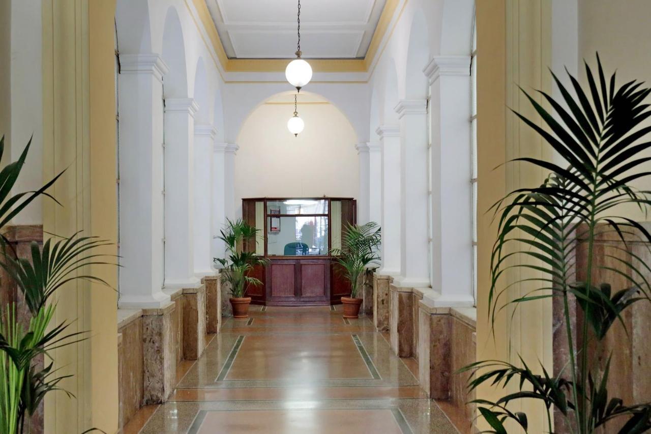 Trevi Diamond Luxury Suites & Jacuzzi Rome Exterior photo